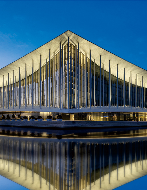 ����˿·���ʻ�չ����